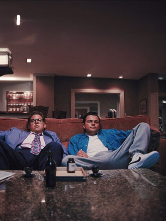 Cinematic Lounge Scene Wall Poster – Relaxed Movie-Style Home Decor Print