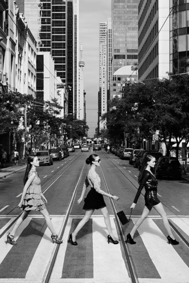 City Fashion Editorial Home Art Décor Poster – Stylish Women Crossing Street Urban Print