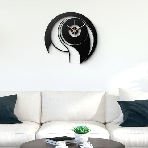 Black Minimalist Metal Wall Clock