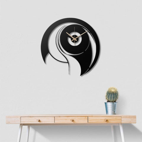 Black Minimalist Metal Wall Clock