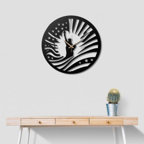Statue of Liberty Metal Wall Clock