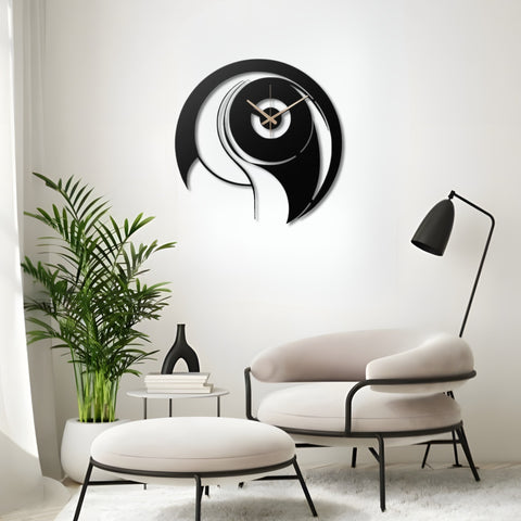 Black Minimalist Metal Wall Clock