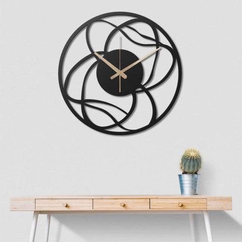 Interesting Oversized Metal Wall Clock