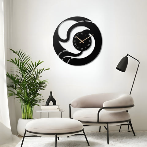 Swirl Design with Roman Numerals Metal Wall Clock