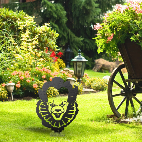 Scary Clown Metal Yard Art, Halloween Decor