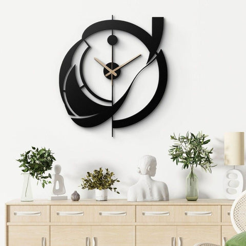 Dynamic Swirl Design Metal Wall Clock
