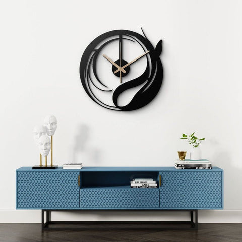Fluid Design Minimal Metal Wall Clock