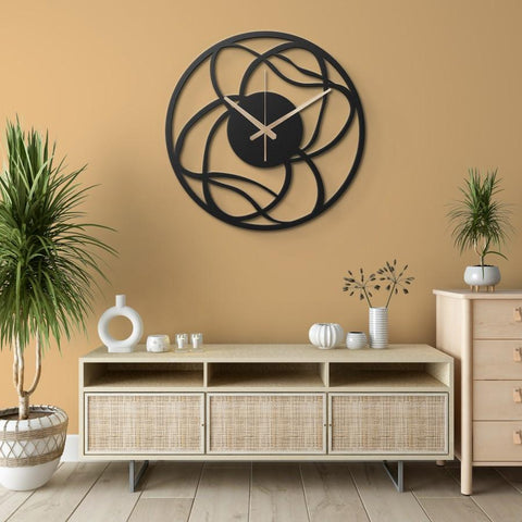 Interesting Oversized Metal Wall Clock