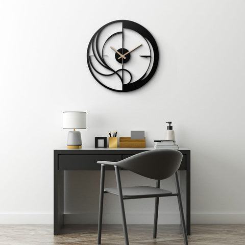Round Minimalist Metal Wall Clock