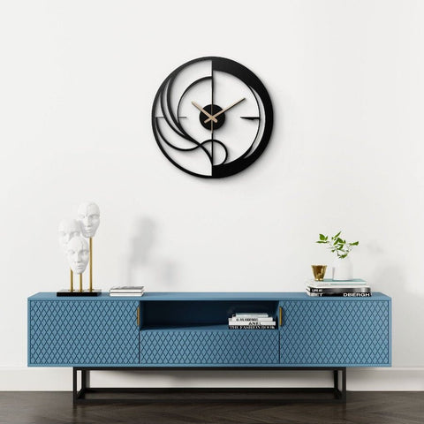 Round Minimalist Metal Wall Clock