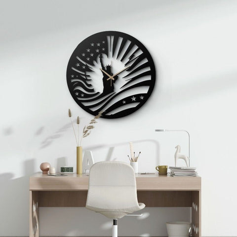 Statue of Liberty Metal Wall Clock