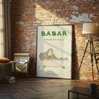 Babar Prend Son Bain Retro Décor Poster | Iconic Babar Home Wall Print