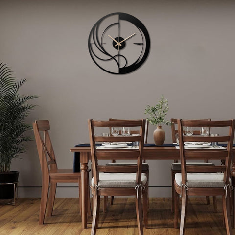 Round Minimalist Metal Wall Clock