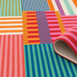 Ethnic Retro Area Rug – texture close-up
