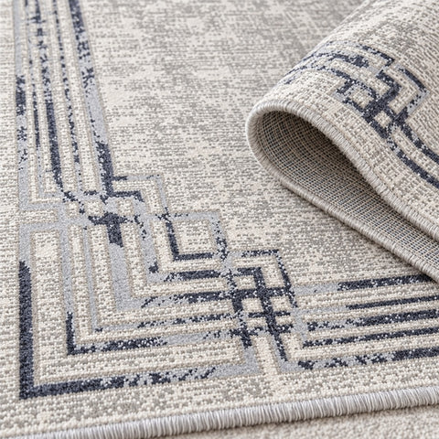 Fringed Modern Area Rug – texture close-up