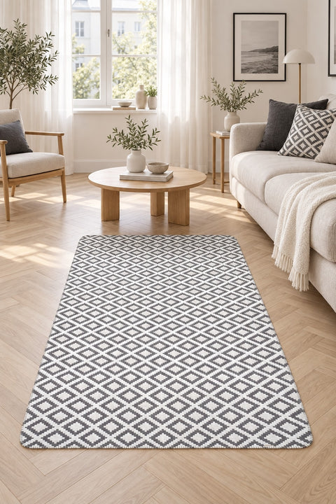 Geometric Modern Kilim Area Rug – Gray in a living room