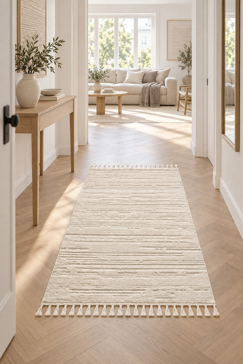 Quincey Modern Shag Area Rug in a hallway