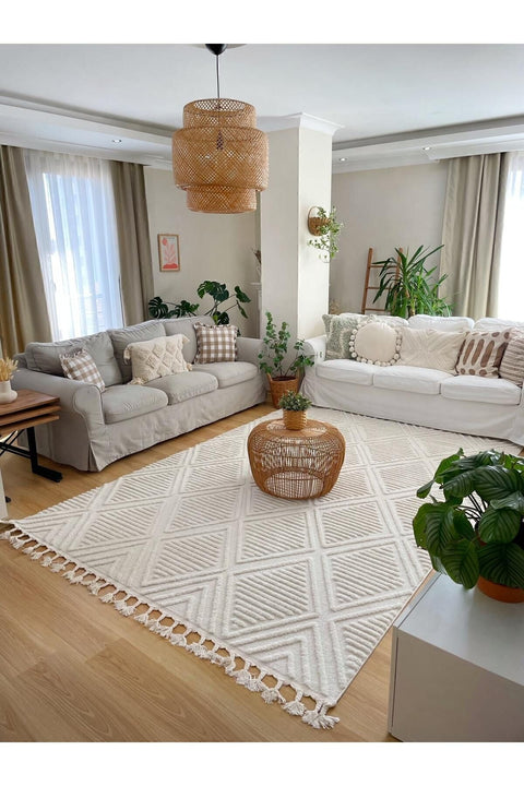 Quincey Modern Shag Area Rug – Cream in a living room