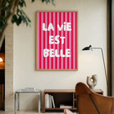 Quote Typography Wall Art – Pink French Saying in Retro Pop Style